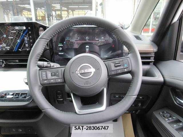 Nissan SERENA 2024-03 284284-3