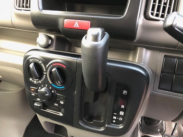 Mazda SCRUM VAN 2017-06 23177-19