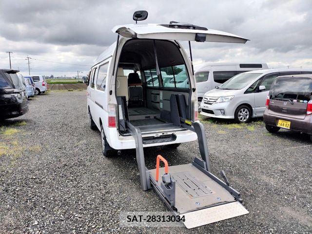 Nissan Caravan 2011-02 294528-5