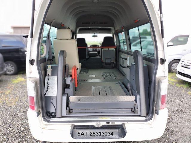 Nissan Caravan 2011-02 294528-7