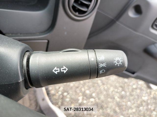 Nissan Caravan 2011-02 294528-12