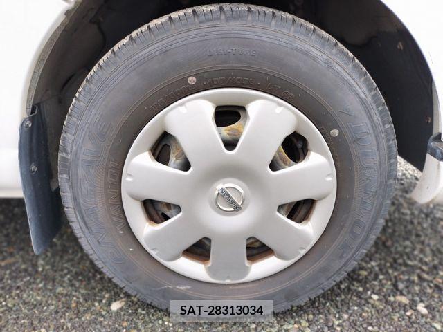 Nissan Caravan 2011-02 294528-17