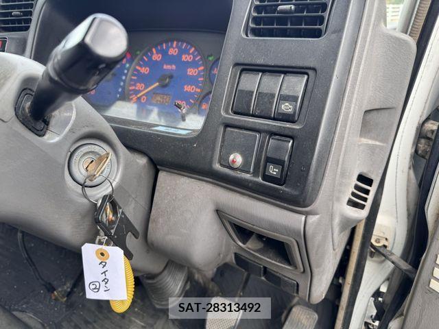 Mazda TITAN DASH 2007-09 206316-16