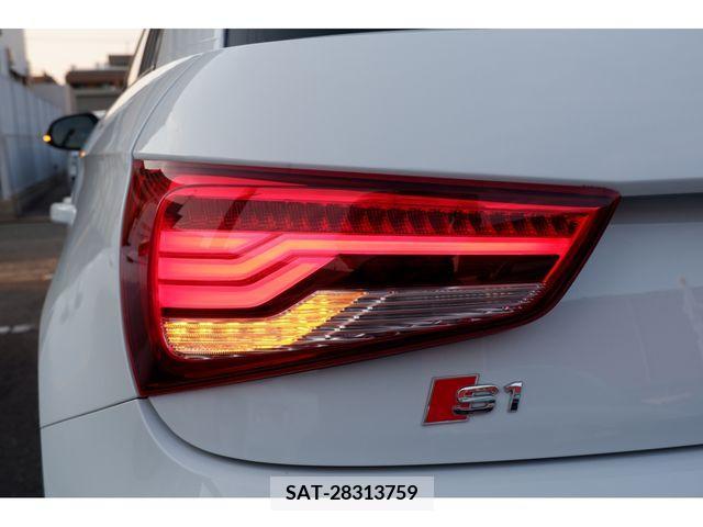 Audi S1 2015-05 383110-26