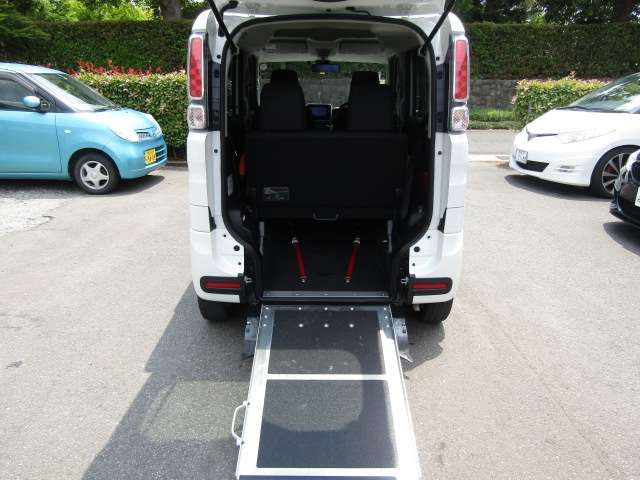 Suzuki SPACIA 2018-05 21832-10