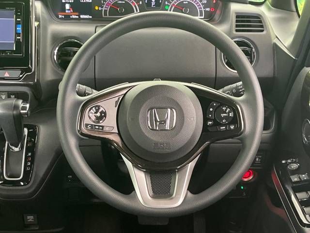 Honda N BOX CUSTOM 2019-03 185632-11