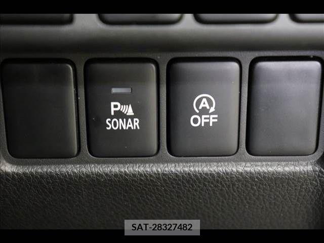 Mitsubishi ECLIPSE CROSS 2020-07 206715-6
