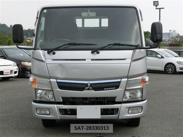 Mitsubishi CANTER 2016-08 328020-1