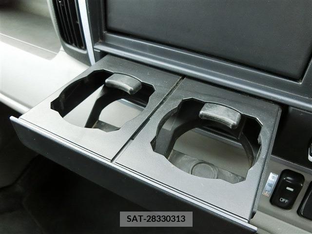 Mitsubishi CANTER 2016-08 328020-23