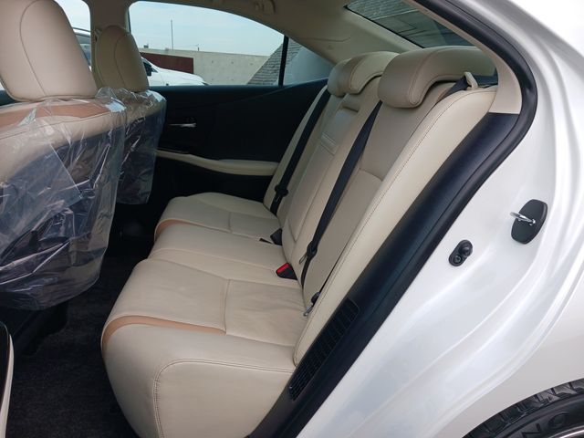 Lexus HS 2013-05 27292-24