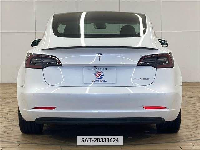 Tesla MODEL 3 2019-09 382346-14