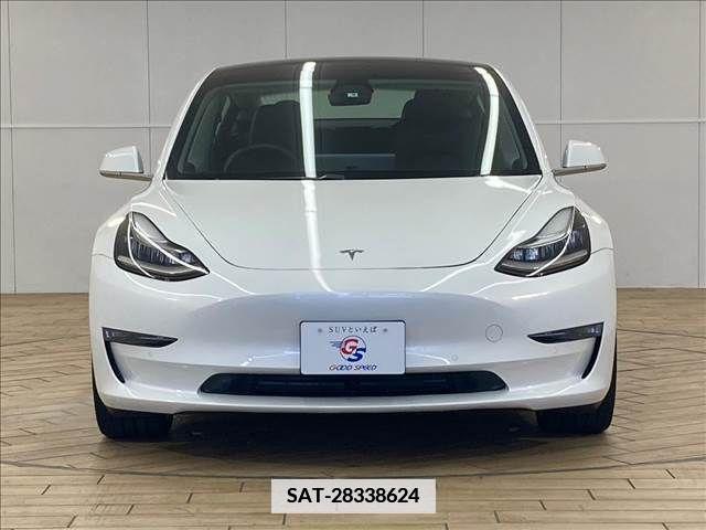 Tesla MODEL 3 2019-09 382346-2