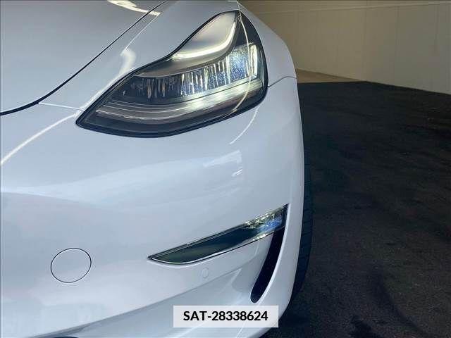 Tesla MODEL 3 2019-09 382346-18