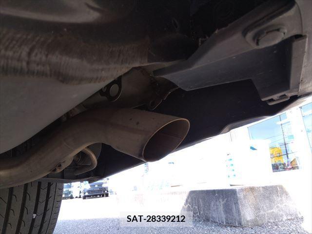 Toyota VOXY 2015-07 321445-7