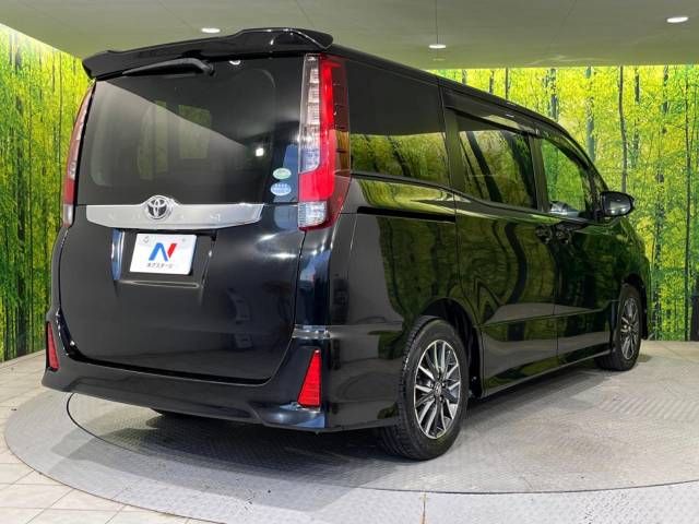 Toyota NOAH 2014-11 10705-17