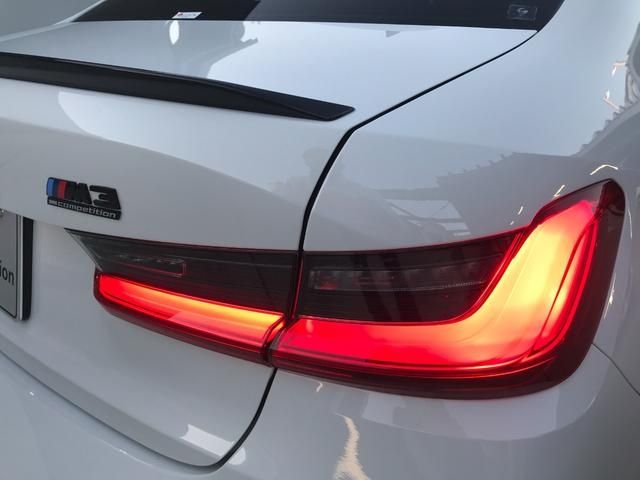 Bmw M3 2021-03 23770-7