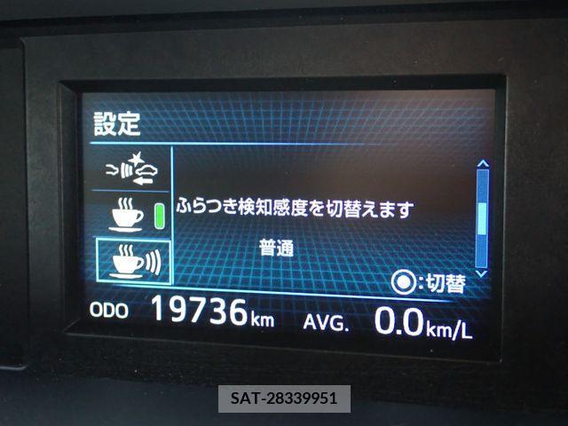 Toyota PRIUS ALPHA 2019-02 322227-23