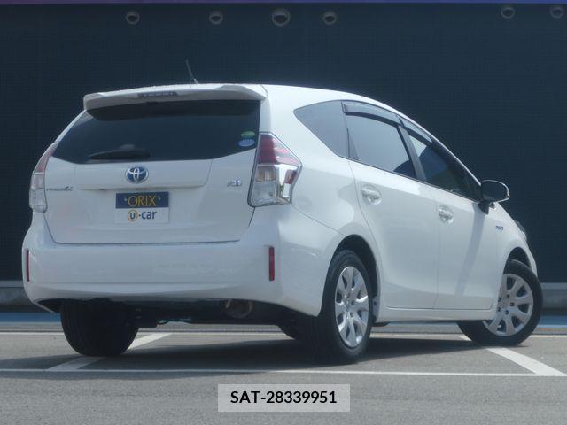 Toyota PRIUS ALPHA 2019-02 322227-2