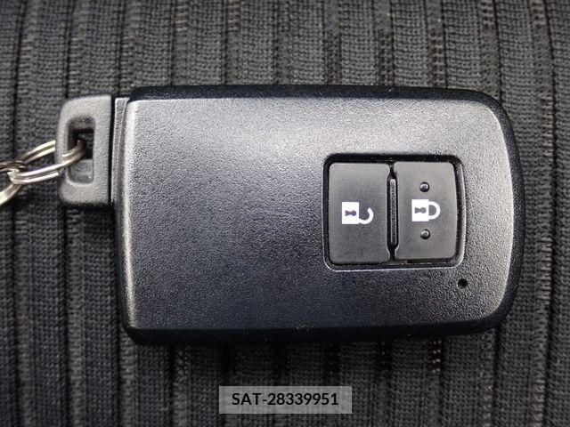 Toyota PRIUS ALPHA 2019-02 322227-17