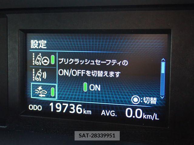 Toyota PRIUS ALPHA 2019-02 322227-7