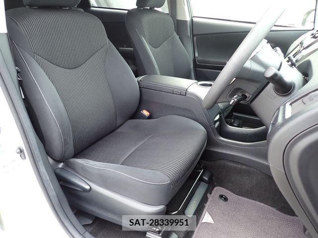 Toyota PRIUS ALPHA 2019-02 322227-13