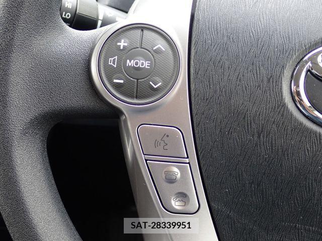 Toyota PRIUS ALPHA 2019-02 322227-11