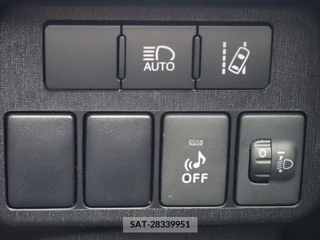 Toyota PRIUS ALPHA 2019-02 322227-9