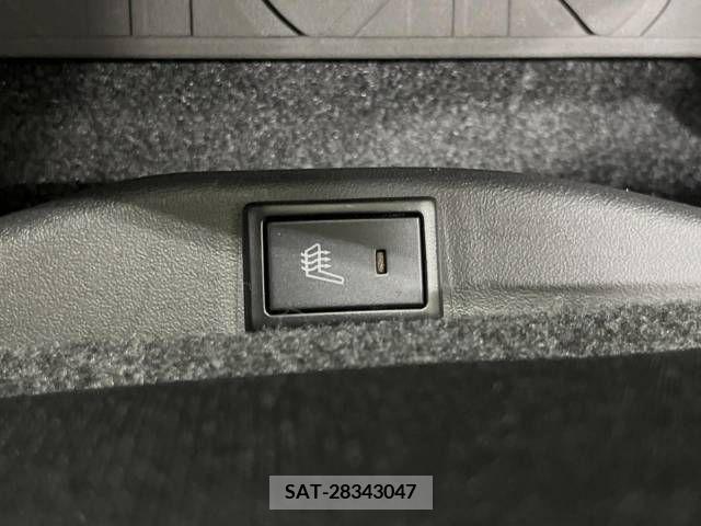 Suzuki X BEE 2018-06 384659-5