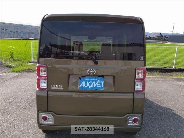 Toyota Pixis Mega 2021-01 310523-1