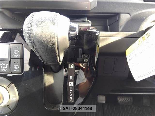Toyota Pixis Mega 2021-01 310523-6