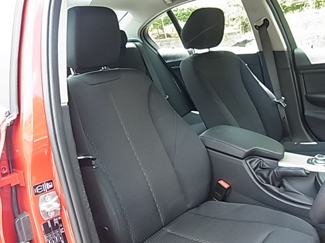 Bmw 3 SERIES 2013-02 23933-18