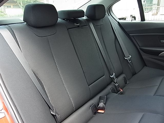 Bmw 3 SERIES 2013-02 23933-20