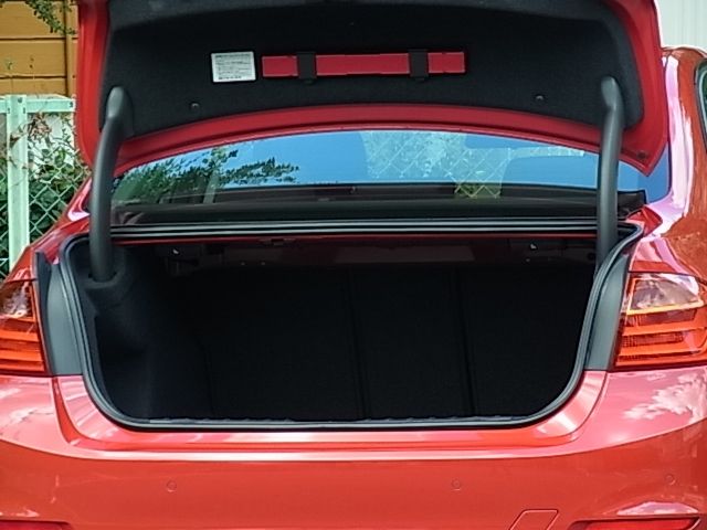 Bmw 3 SERIES 2013-02 23933-21