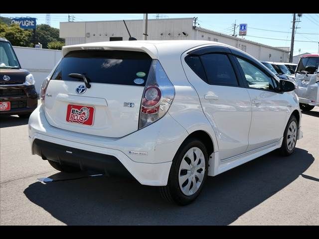 Toyota AQUA 2014-07 20322-16