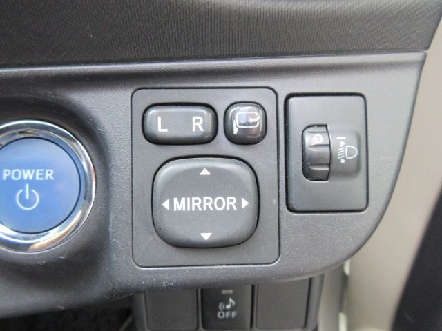Toyota AQUA 2012-11 5514-15