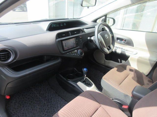 Toyota AQUA 2012-11 5514-4