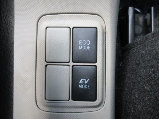 Toyota AQUA 2012-11 5514-18