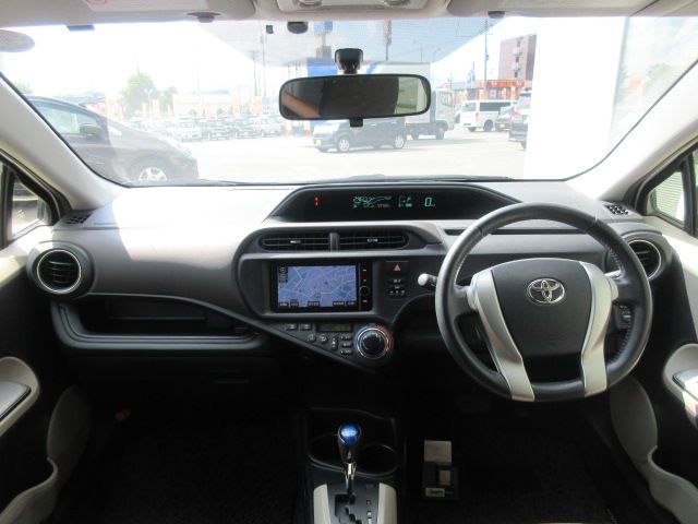 Toyota AQUA 2012-11 5514-6