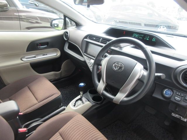 Toyota AQUA 2012-11 5514-10