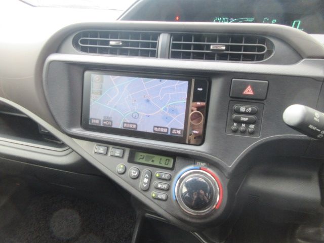 Toyota AQUA 2012-11 5514-11