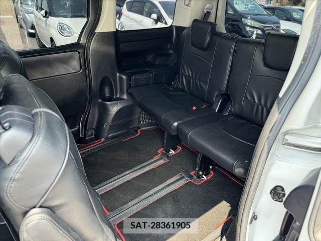 Toyota VOXY 2015-08 370295-20
