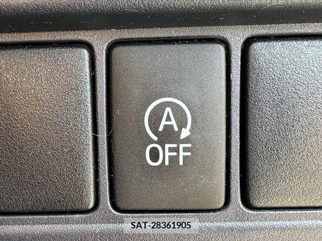 Toyota VOXY 2015-08 370295-29