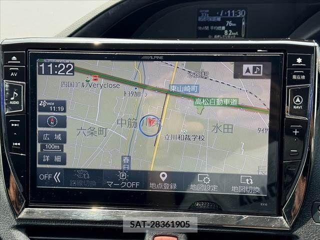 Toyota VOXY 2015-08 370295-2