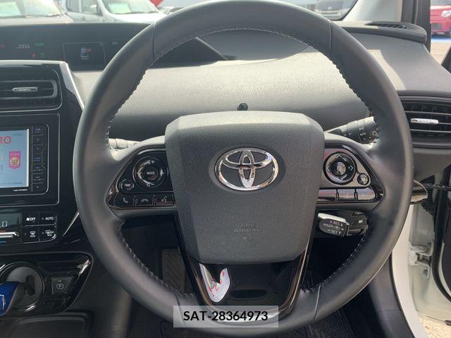 Toyota PRIUS 2019-07 322427-2