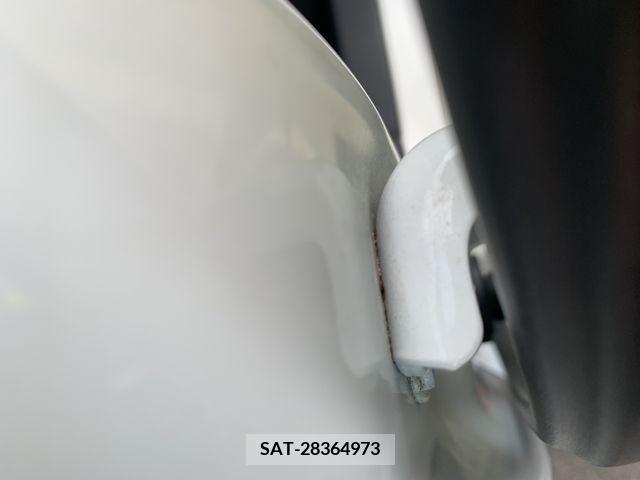 Toyota PRIUS 2019-07 322427-19