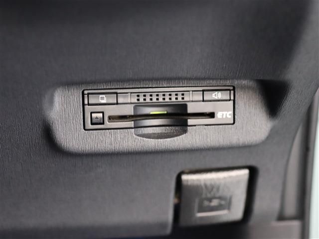 Toyota PRIUS 2013-08 195234-9