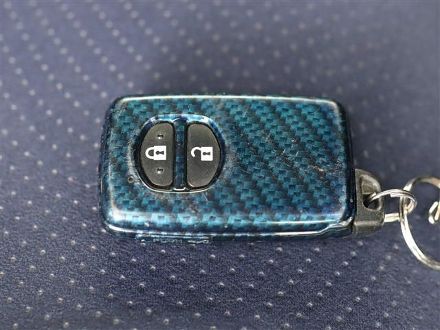 Toyota PRIUS 2013-08 195234-23