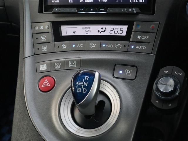 Toyota PRIUS 2013-08 195234-5