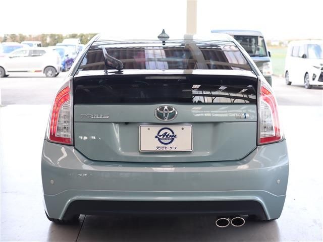 Toyota PRIUS 2013-08 195234-29