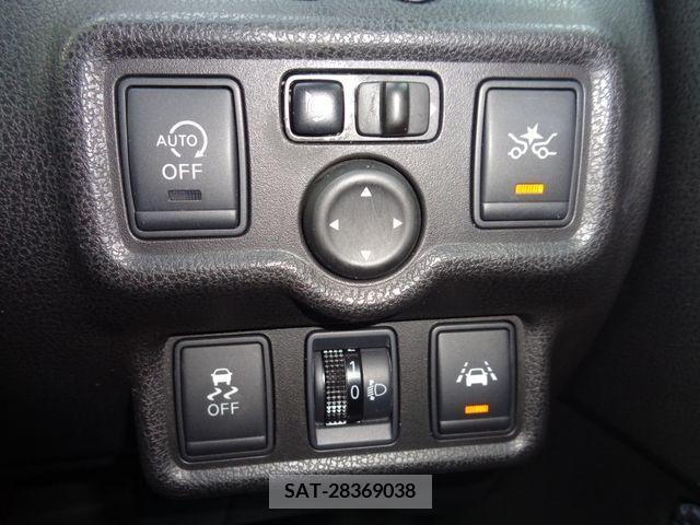 Nissan NOTE 2015-03 213667-16